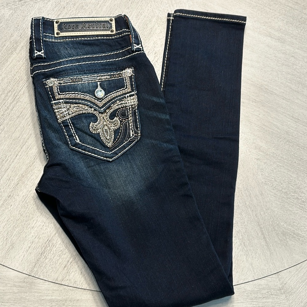 NWT Rock Revival "Claret" Jeans 26 skinny